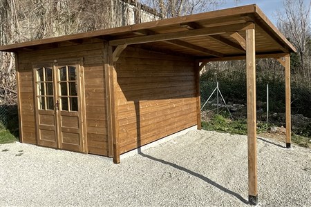 CASETTA IN LEGNO.IT Casetta in legno e tettoia laterale