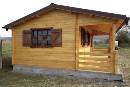 CASETTA IN LEGNO.IT CASA 5,82x5,25 