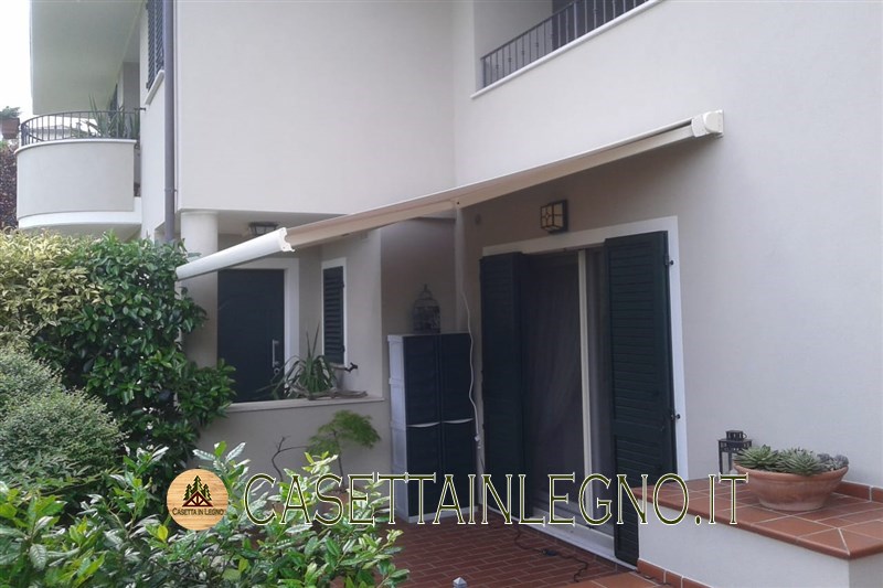 CASETTA IN LEGNO.IT Tende da sole su misura